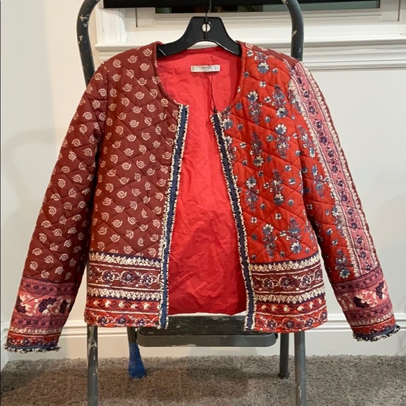 Quilted Floral Patterned Jacket 